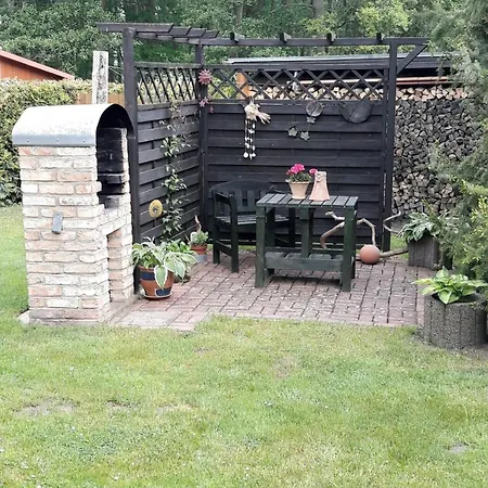 Am Malchiner Mit Boot Und Kanu Basedow (Mecklenburg-Vorpommern)